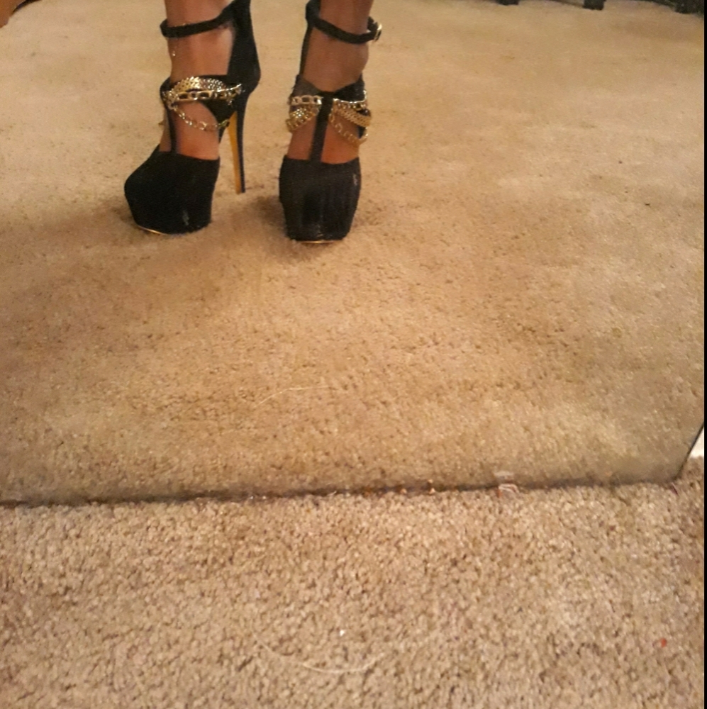 Black t-ankel strap heels